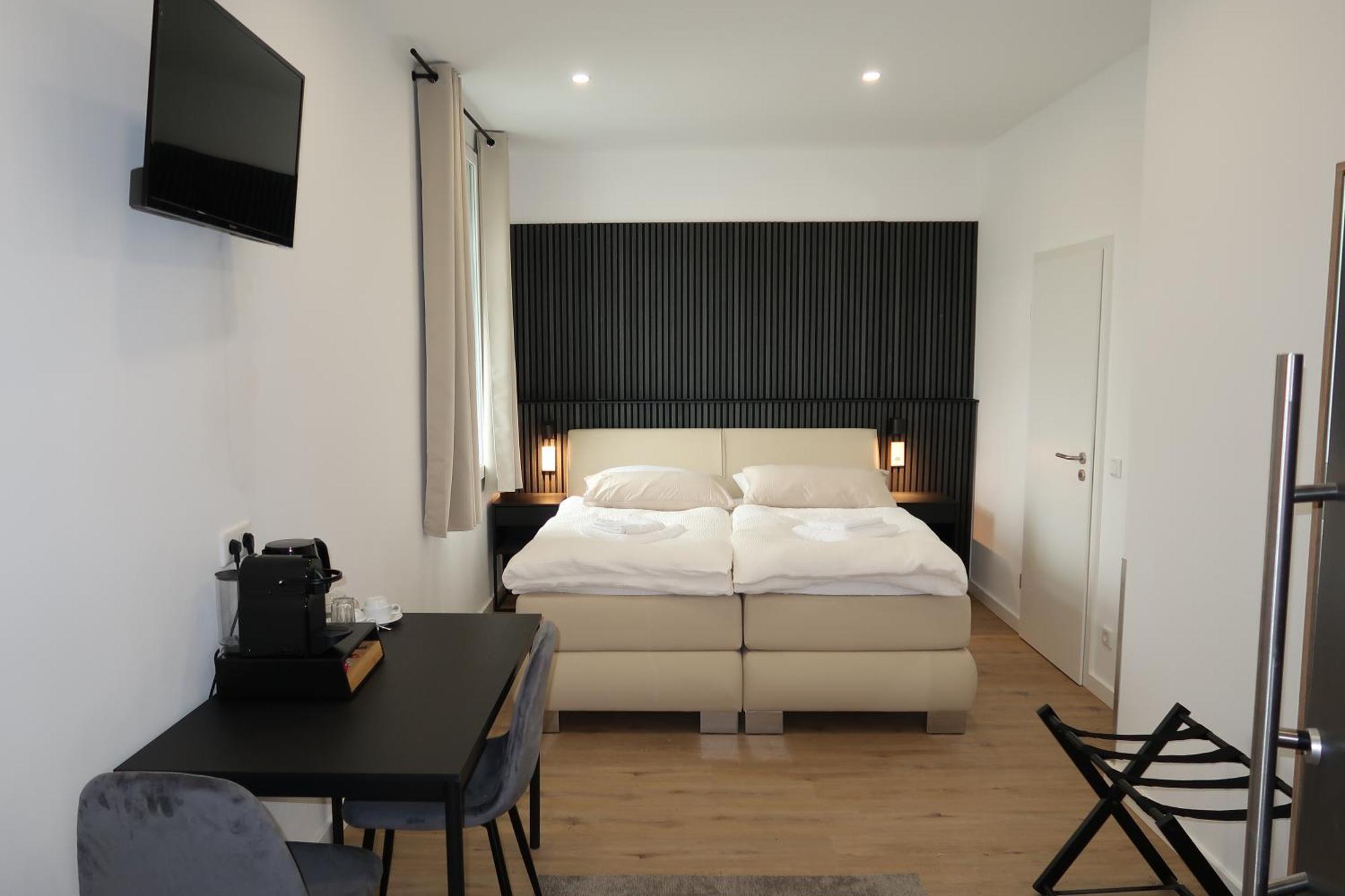 Toka Rooms - An Der Regiobahn Mettmann Exterior photo